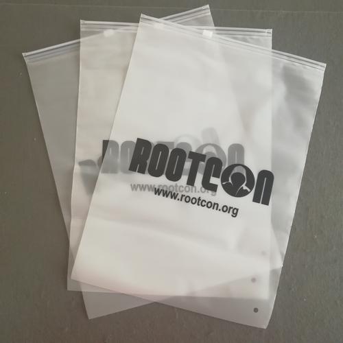 所有行业  包装印刷  包装袋  产品型号: 定制服装塑料包装袋拉链